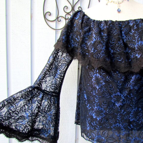 LACE BLOUSE, 8, WHITE HOUSE BLACK MARKET RUFFLE NECK, OFF-SHOULDER, BELL SLEEVES - Picture 2 of 7